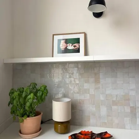 8aub - Superbe Cosy A Deux Pas Du Vieux Port *
